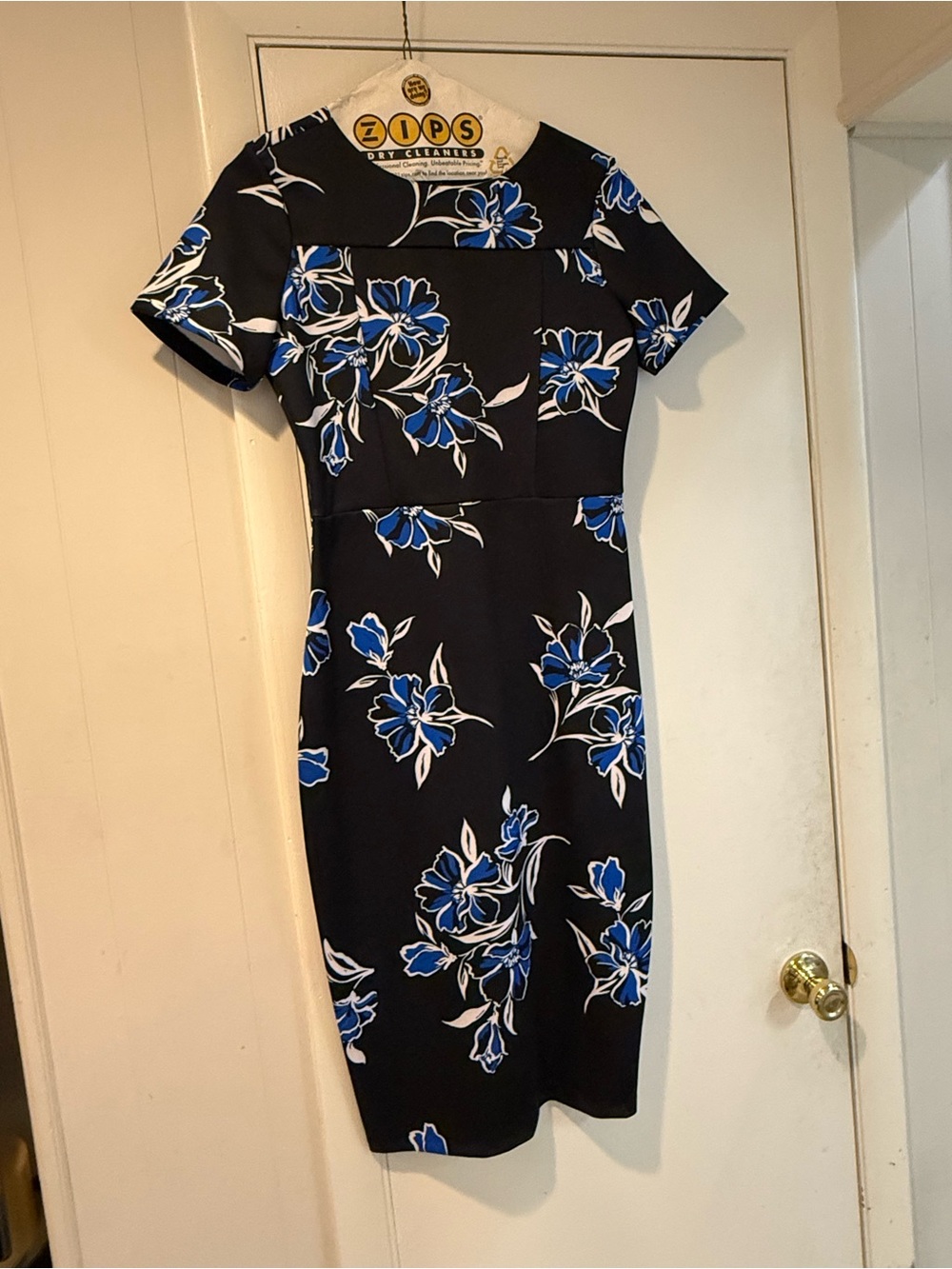 Alexia Admor Black Midi Dress with Blue and White Floral Print M
